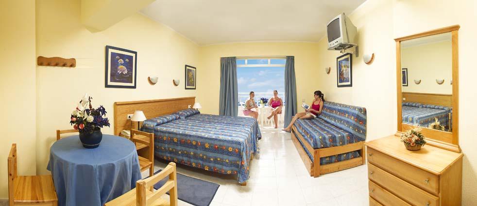 Aparthotel Catalina San Antonio Abad Habitación foto